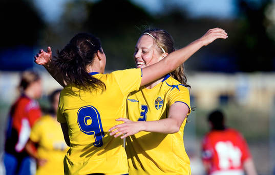Emelia Erixon, Sverige och Alexandra Nilsson, jubel, glädje