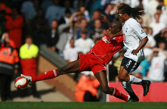 Momo Sissoko, Liverpool, Edgar Davids, Tottenham Hotspur