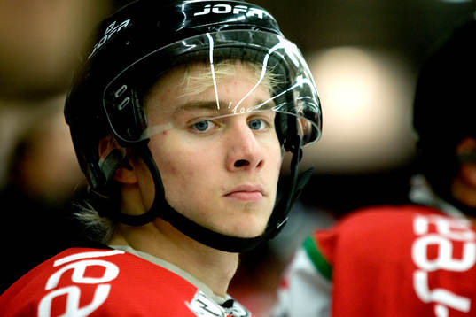Johan Nilsson, Modo