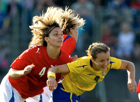 Therese Lundin, Sverige
