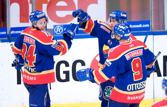 Jubel, glädje i Djurgården