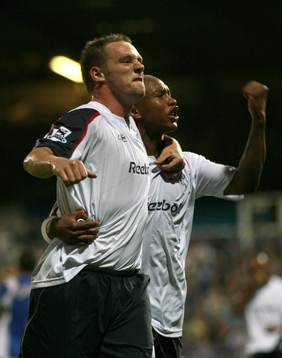 Kevin Nolan och El Hadji Diouf, Bolton (Jubel)