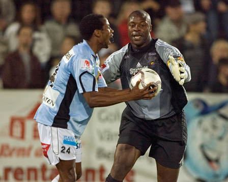 Rene Muzola Makondele, Gefle och Pa Dembo Tourray,