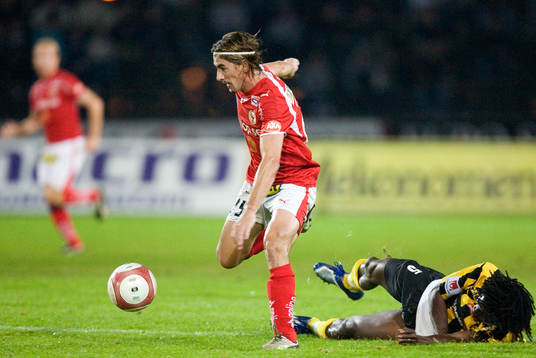 Cesar Santin, Kalmar och liggande Jimmy Dixon, Häcken