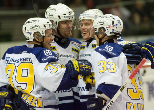 jubel för HV71, Jukka Voutilainen, Per Gustafsson, Andreas
