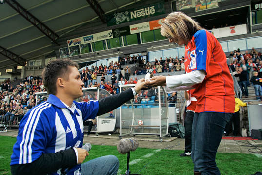 Daniel Levin friade till sin flickvän Emily Lagergren