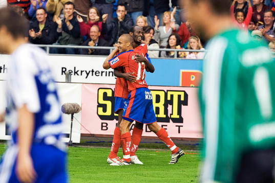 Henrik Larsson och Luton Shelton, Helsingborg, jubel,