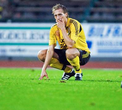 1-3, Slutsignal, Bobby Alm Nilsson deppar, degraderingen