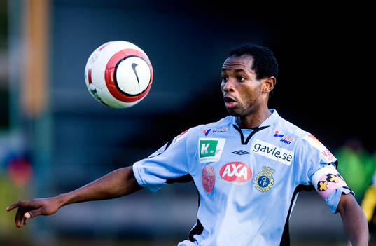 Rene Muzola Makondele