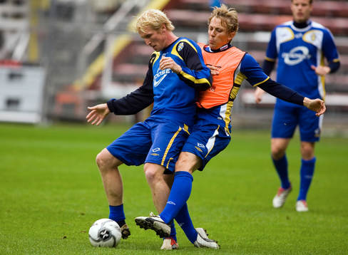 Petter Hansson och Erik Edman, Sverige