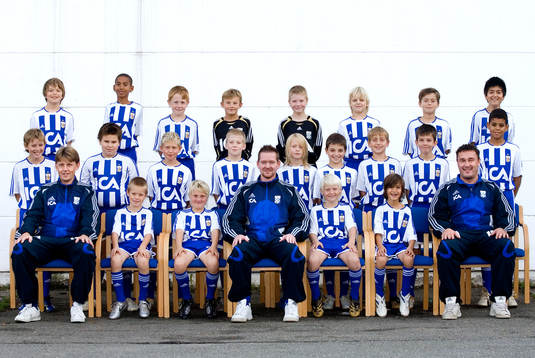 IFK Göteborg P99 - 00. Bak fr.v. Jakob Holtback, Gino