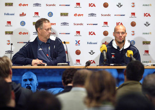 Lars Lagerbäck, förbundskapten och Fredrik Ljungberg,