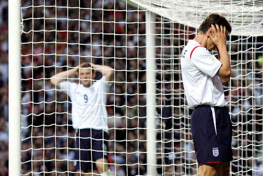 Gary Neville och Wayne Rooney, England, depp