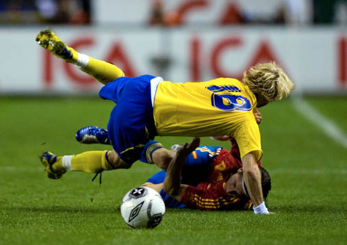 Christian Wilhelmsson, Sverige och Sergio Ramos, Spanien