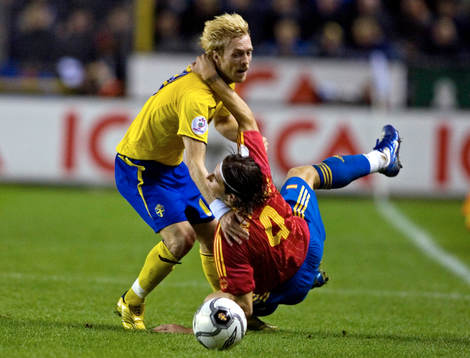 Christian Wilhelmsson, Sverige och Sergio Ramos, Spanien