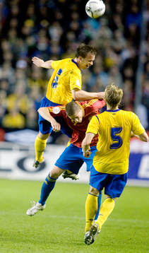 Tobias Linderoth, Sverige och Fernando Torres, Spanien