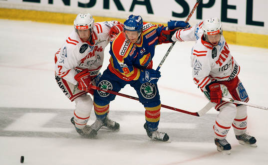 Johan Svedberg och Peter Nylander, Timrå försöker stoppa