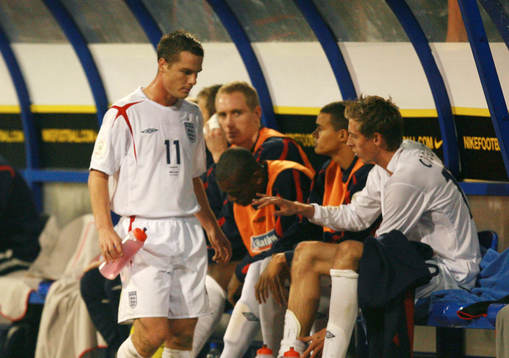 Scott Parker och Peter Crouch, England, byts ut