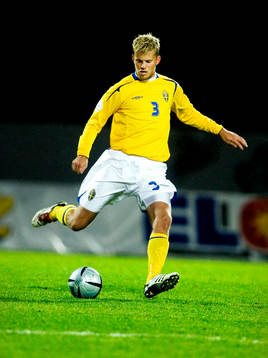 Mikael Antonsson, Sverige