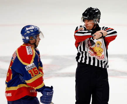 Domare Sören Persson och Nichlas Falk, Djurgården