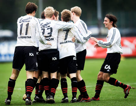 Fotboll, superettan, Qviding - Brommapojkarna
