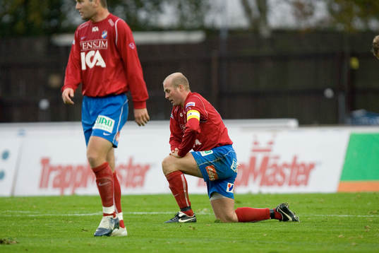Peter Wibrån, Öster, reser sig
