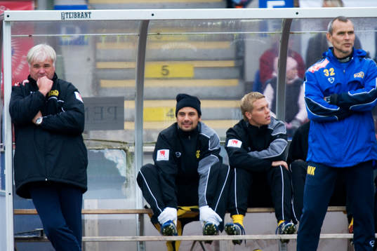 Reine Almqvist, tränade, Häcken står och funderar vid