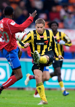 Teafore Bennett, Öster täcker Daniel Forsell, Häcken,