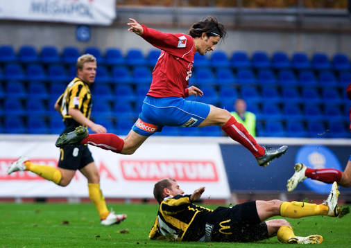 Pavel Zavadil, Öster tar ett kliv över Jonas Henriksson,