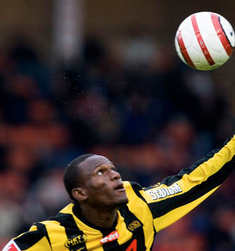 Robert Mambo-Mumba, Häcken