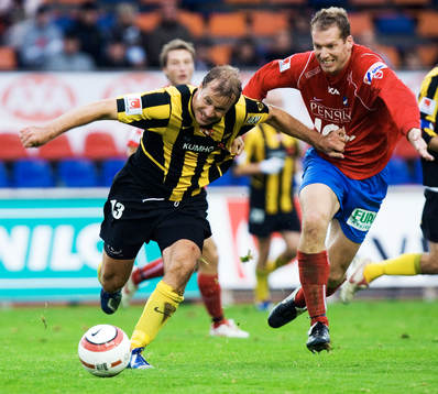 Fredrik Bild försöker få grepp på Hasse Berggren