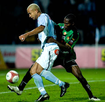 Junior, Malmö och Rickard Ekunde, Gais