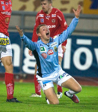 Fotboll. Svenska Cupen. Kalmar - Gefle. Kristen Viikmäe.