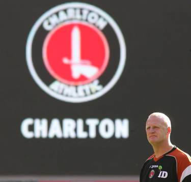 Iain Dowie, tränare, Charlton
