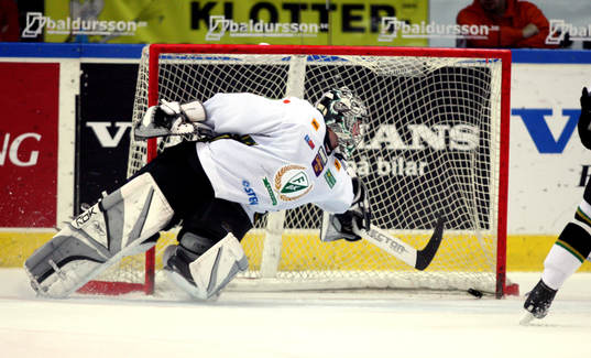 Christopher Heino-Lindberg släpper in 2-0