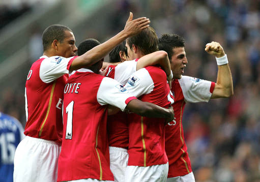 Alexander Hleb, Arsenal, grattas av lagkamrater
