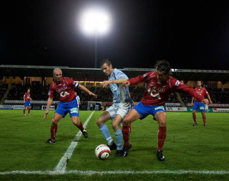 Yksel Osmanovski, Malmö Håller undan Pavel Zavadil,