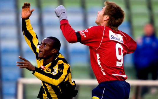 Robert Mambo-Mumba, Häcken, Tuomas Uusimäki, Örgryte