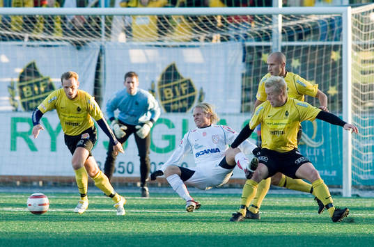 Erik Sundin, Assyriska och Magnus Erlandsson, Bunkeflo