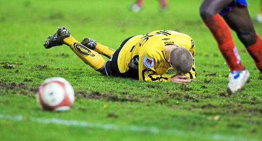 Elfsborg, här förra veckans hjälte Samuel Holmén, föll
