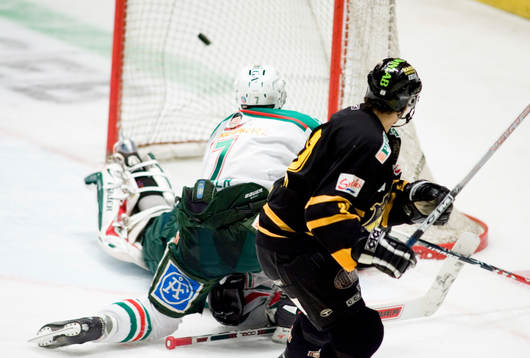 Mattias Beck, AIK gör 1-0, jubel