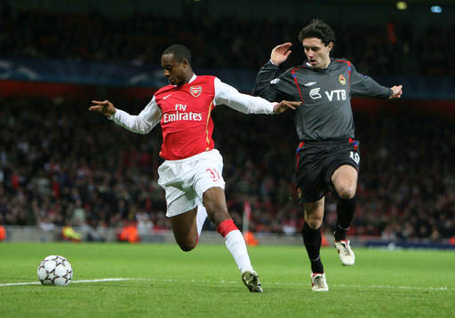 Justin Hoyte, Arsenal och Yuri Zhirkov, Moskva