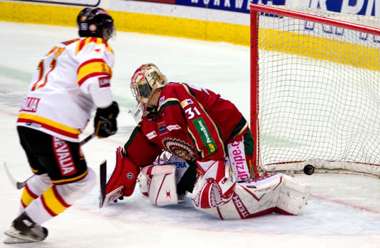 Jonas Almtorp , Brynäs gör 2-1