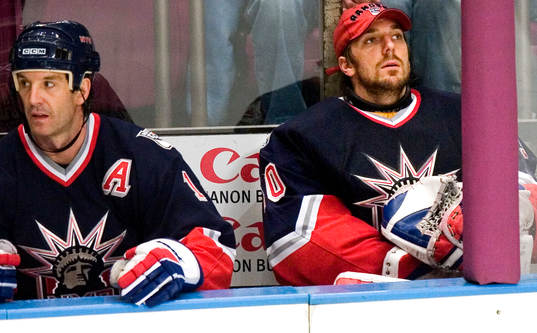 Henrik Lundqvist, målvakt, bänkad