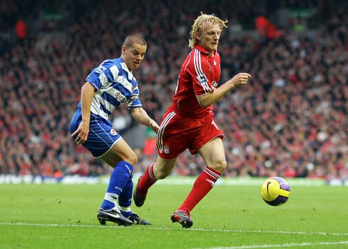 Dirk Kuyt, Liverpool och Ivar Ingimarsson, Reading