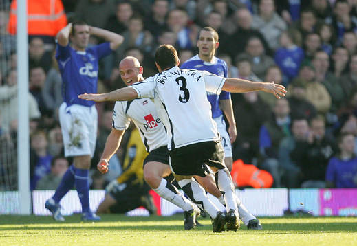 Claus Jensen jubel med Carlos Bocanegra, Fulham