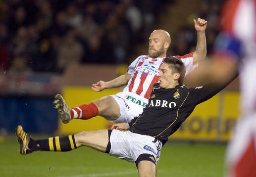 Olof Persson, Malmö och Miran Burgic, AIK vid 2-0 målet
