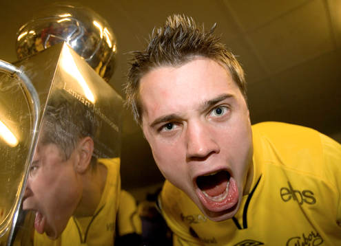 Guldjubel, Joakim Sjöhage med Lennart Johanssons pokal.