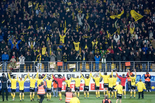 Guldjubel, publiken tackas. Svenska Mästare, SM-guld