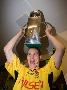Guldjubel, Jon Jönsson med Lennart Johanssons pokal.